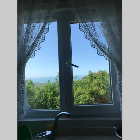 Holiday home Deniz Ve Orman Manzarali Mustakil Ev *